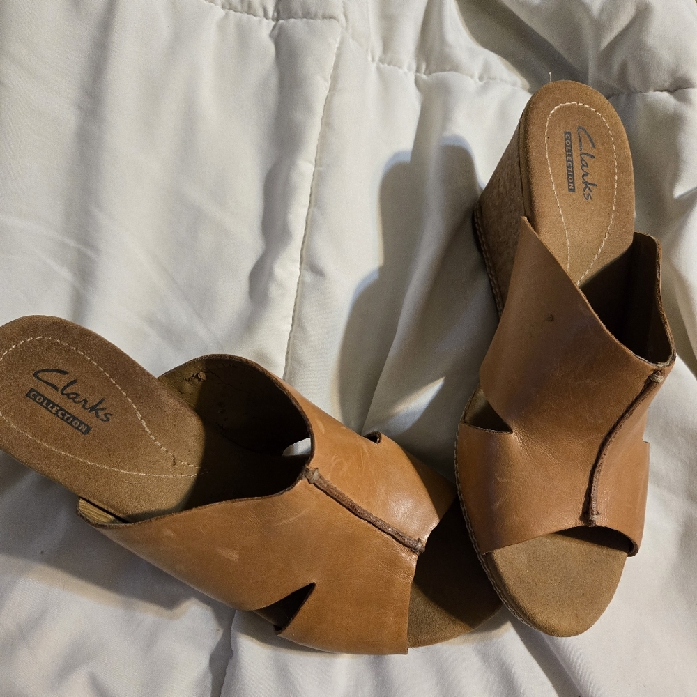 Clark's Collection Wedges - Picture 2 of 4